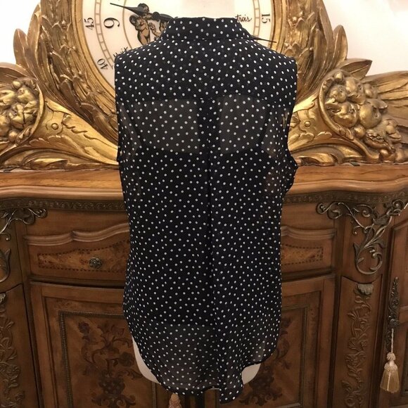 LIZ CLAIBORNE. Size M. Semi Sheer Sleeveless Top w/ attached Cami.   B17 - Picture 6 of 7